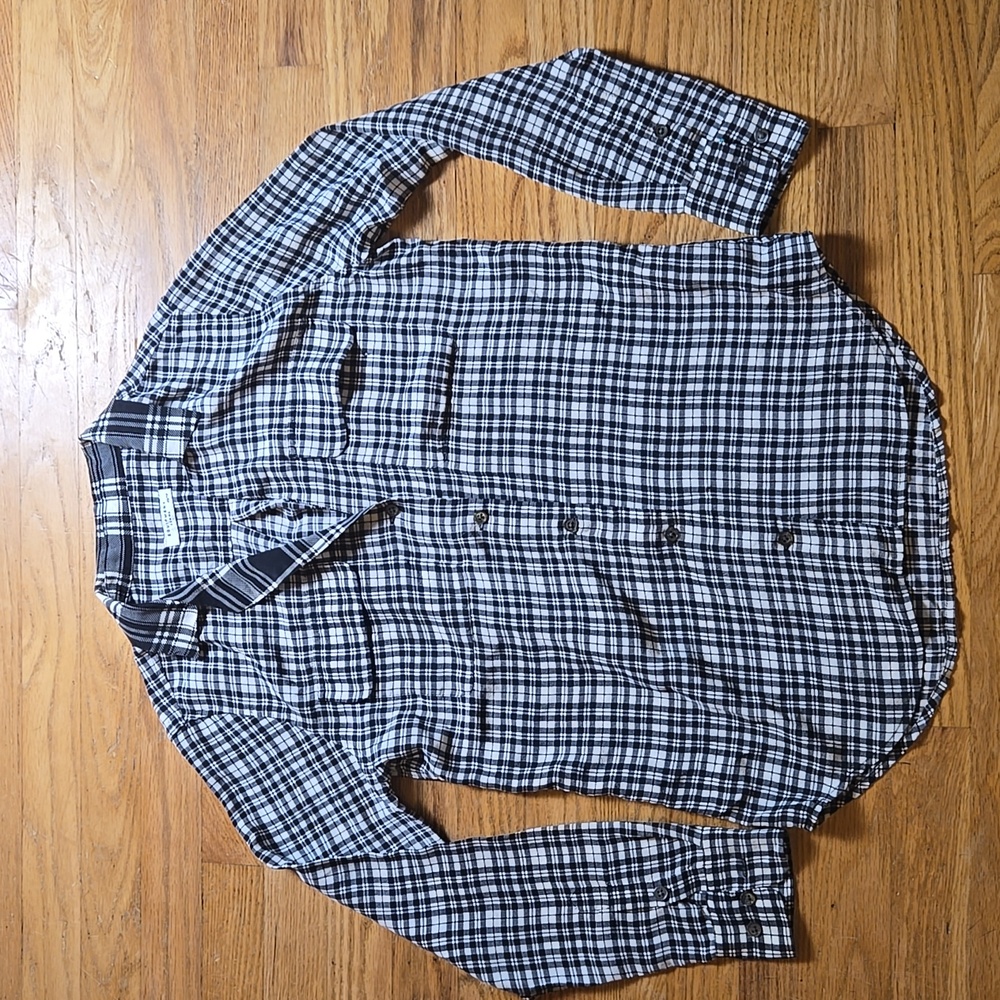 Equipment Femme black white plaid 100% silk buttondown top